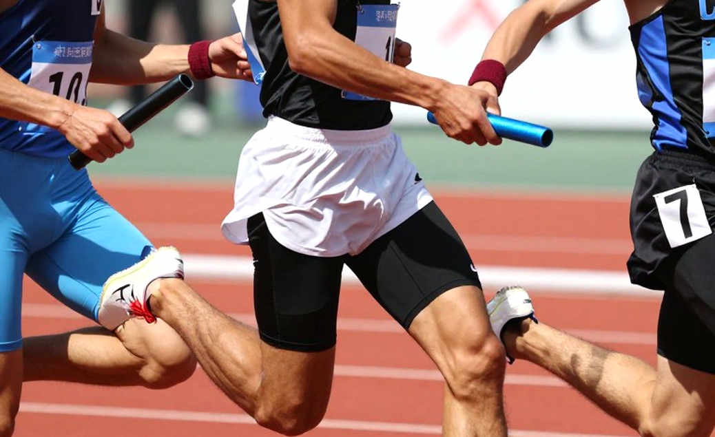 155 giờ bên lề sân Parkstadion: Kỷ lục marathon không đo bằng đôi chân chạy 155 giờ bên lề sân Parkstadion: Kỷ lục marathon không đo bằng đôi chân chạy