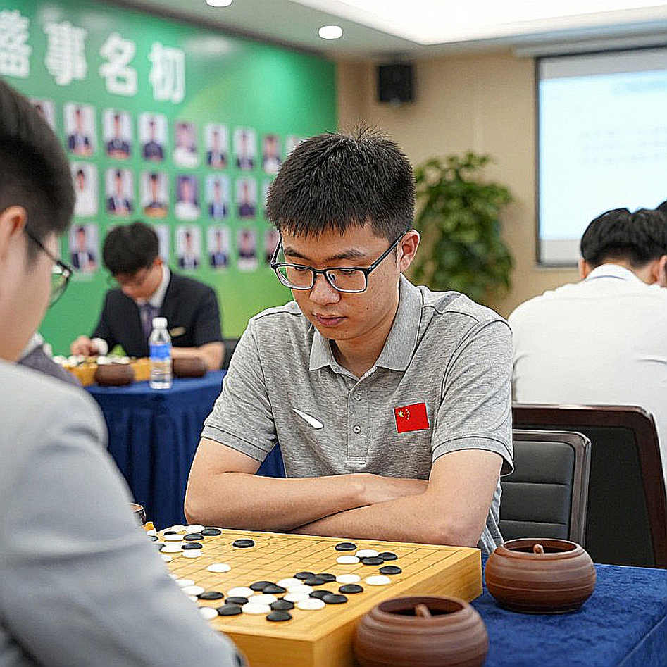 Ấn Độ lần đầu vô địch Olympiad cờ vua: Khi ký ức của một quốc gia đứng dậy ở Budapest