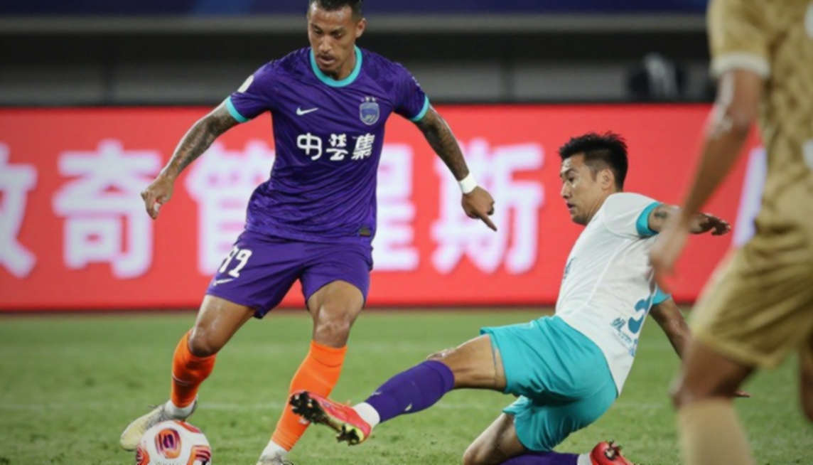HLV Hoàng Văn Phúc thử nghiệm chiến thuật thành công: ĐT nữ Việt Nam thắng CLB nữ Giang Tô 1-0