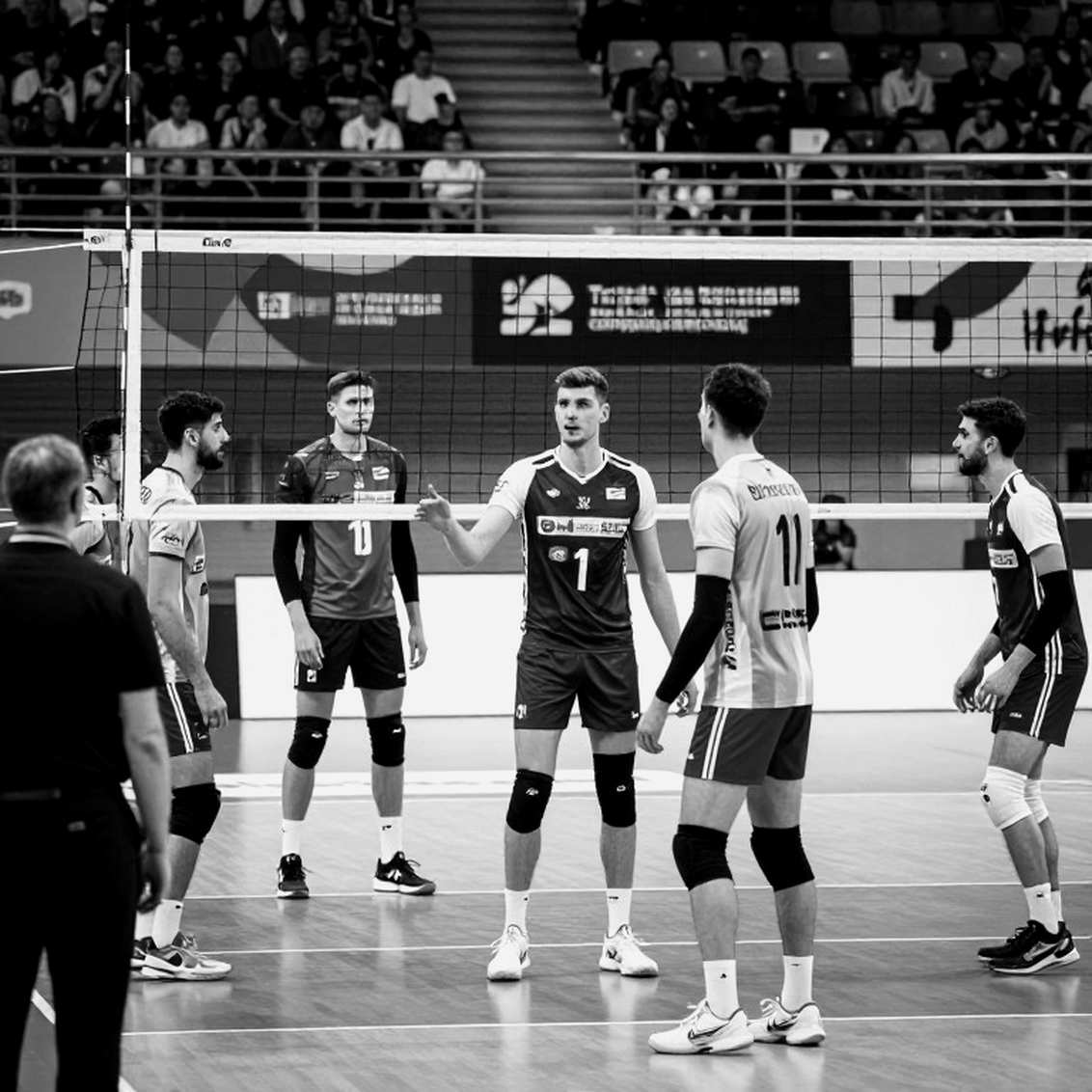 Nebraska thắng Creighton 3-0 và cột mốc 15.405 khán giả: bản đồ dữ liệu của một buổi tối áp đảo