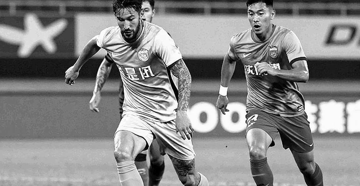 Trận Derby Đông Nam Á: Cú Xoay 5-3-2 Của Kim Sang Sik Và Những Khoảng Trống Chưa Được Lấp