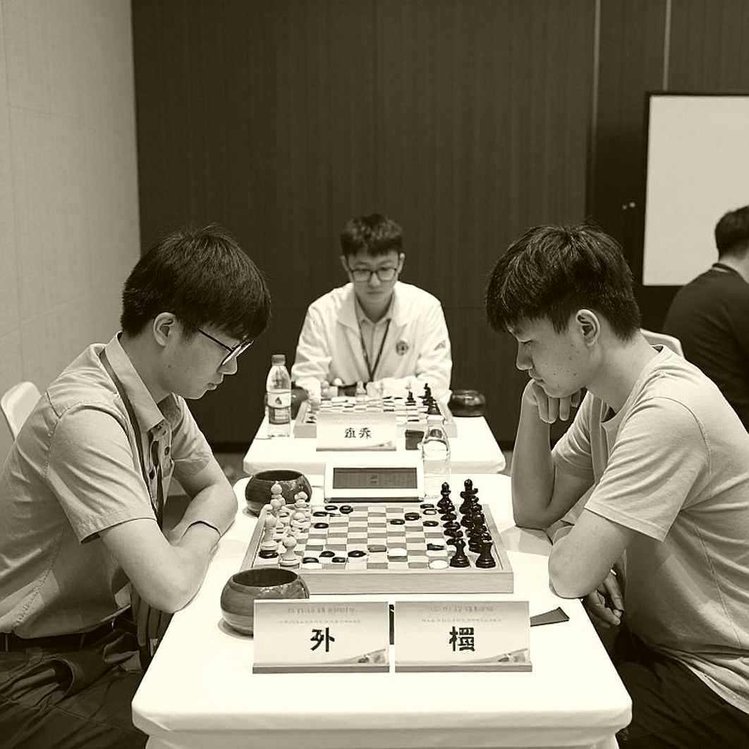 Ván 14 ở Singapore: Gukesh Dommaraju vô địch thế giới ở tuổi 18, Ding Liren gục ngã trong tàn cuộc xe