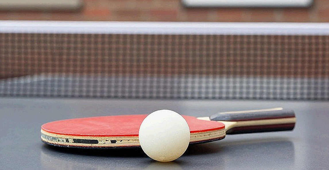 Đảo Wight, 16 tay vợt U16 và bản đồ dữ liệu của một nền bóng bàn tí hon