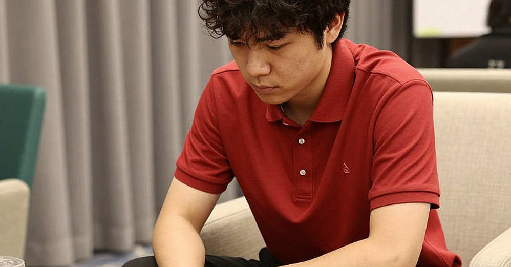 Ván Scotland của Kasparov năm 2026 và cái tiêu đề 'FIDE Ratings' không tồn tại