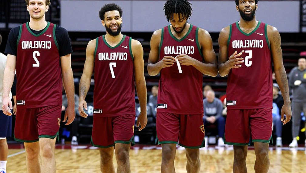 Anadolu Efes và Lokomotiv Kuban ở Gloria Cup: một trận giao hữu, hai câu hỏi chưa có lời đáp Anadolu Efes và Lokomotiv Kuban ở Gloria Cup: một trận giao hữu, hai câu hỏi chưa có lời đáp